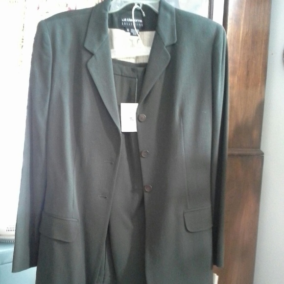 Liz Claiborne Dresses & Skirts - Liz Claiborne Collection 2 Piece Suit Size 6